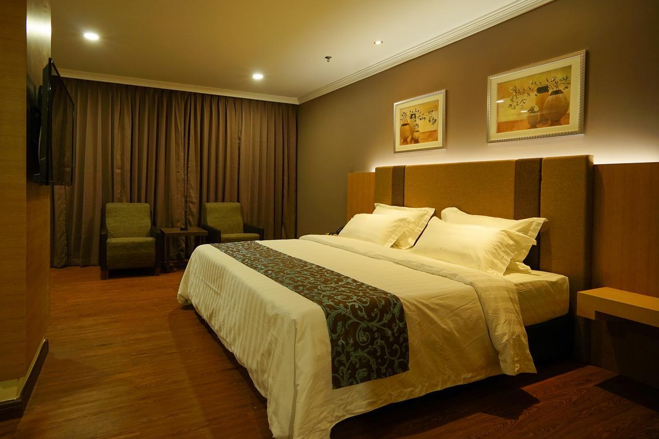 Hotel Anika Kluang Dış mekan fotoğraf