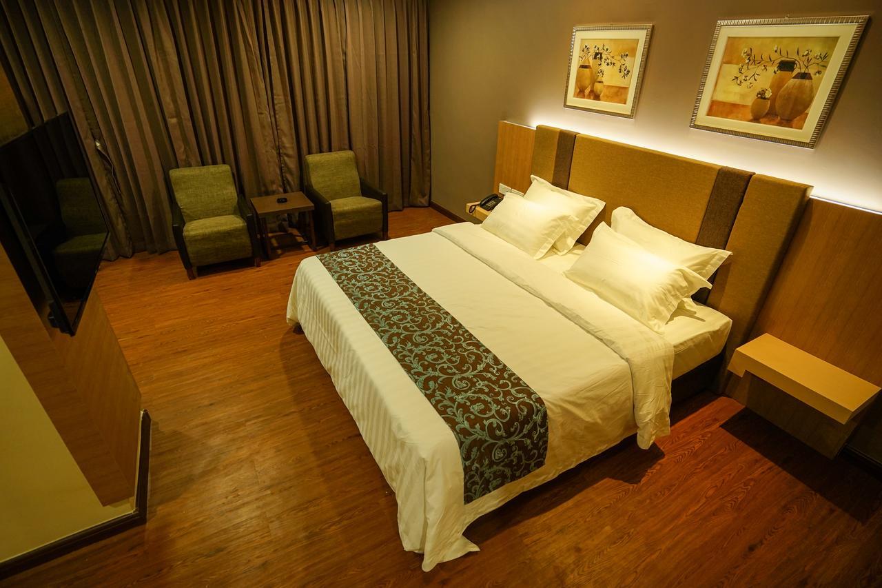 Hotel Anika Kluang Dış mekan fotoğraf
