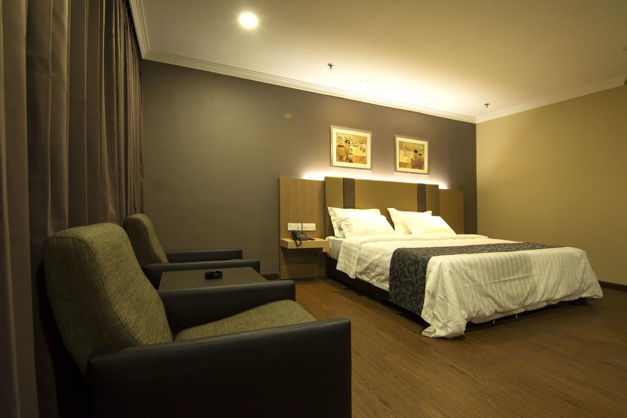 Hotel Anika Kluang Dış mekan fotoğraf