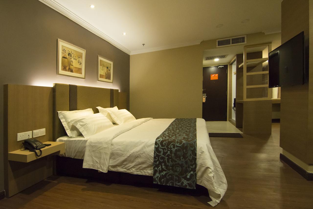 Hotel Anika Kluang Dış mekan fotoğraf